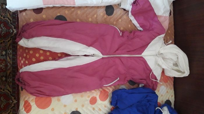 Детско яке,екип и космонавт