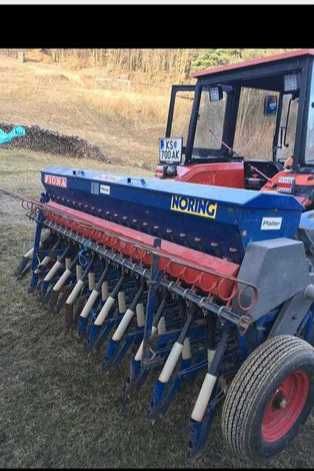 Sapator si sămnătoari de grau si porumb