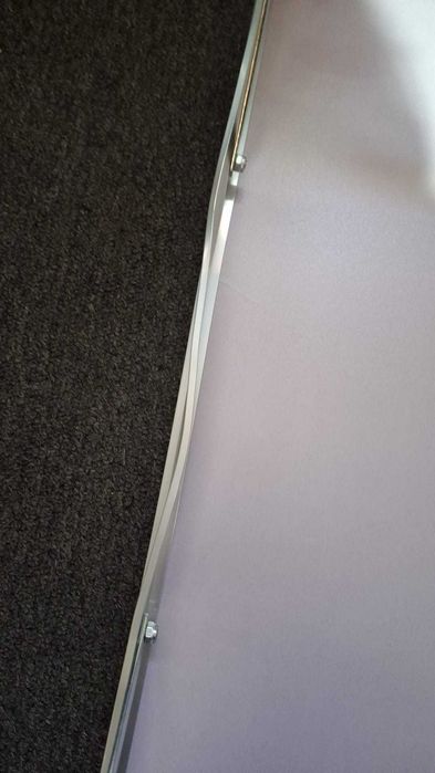 Masa pliabila, 60x45x56 cm, aluminiu, usoara, alb si argintiu