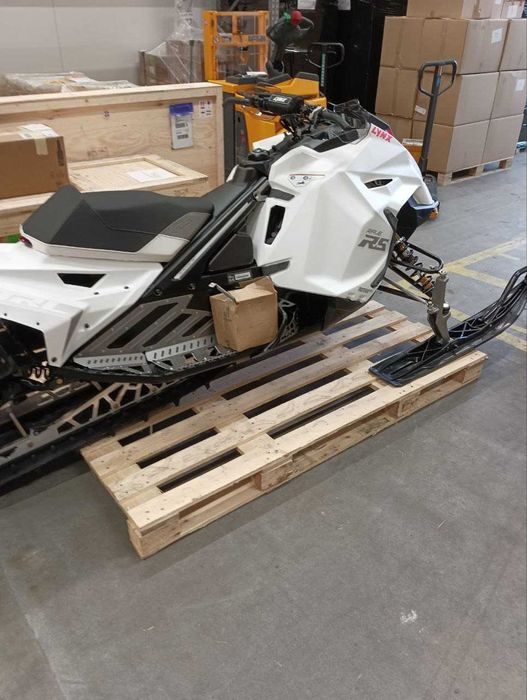 Lynx Rave RS 600RS E-TEC (2025)