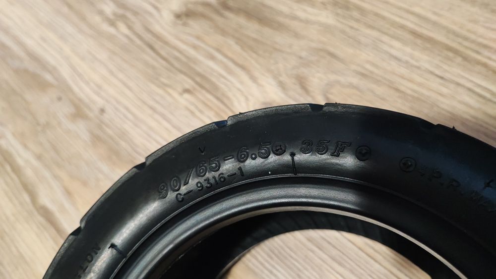 Гуми за тротинетка. 11 инча 90/65/6.5