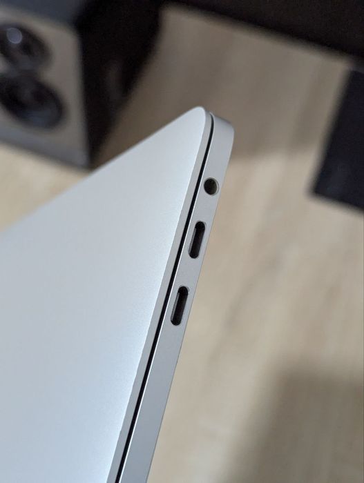 MacBook Pro 15" 16/512GB