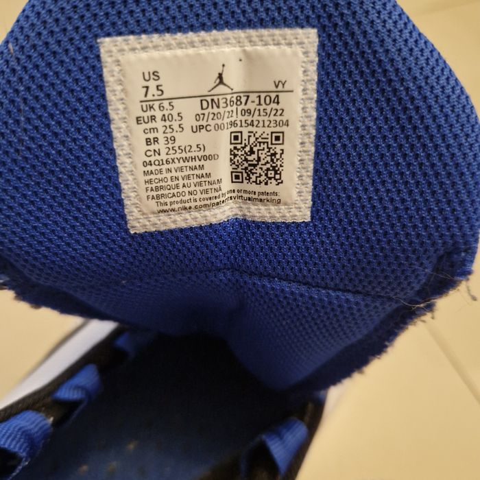 Jordan ,, Max aura 4"