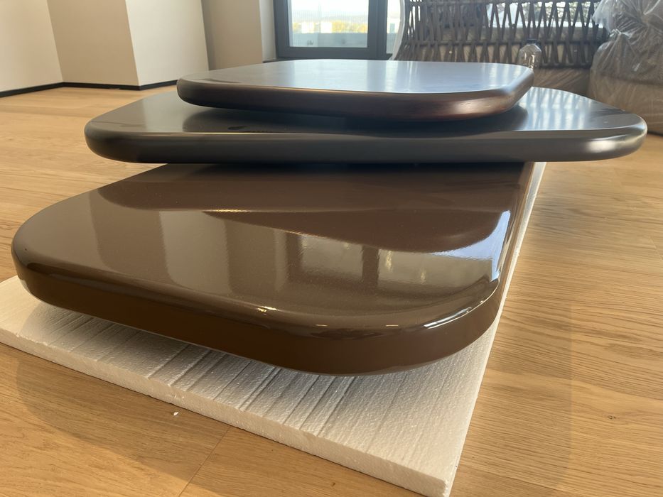 Masuta de cafea rotativa