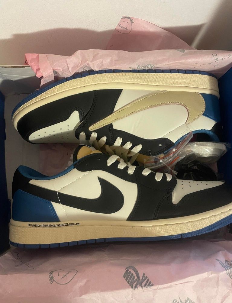 JORDAN 1 travis scott FRAGMENTS LOWS pt poze mesaj in pv