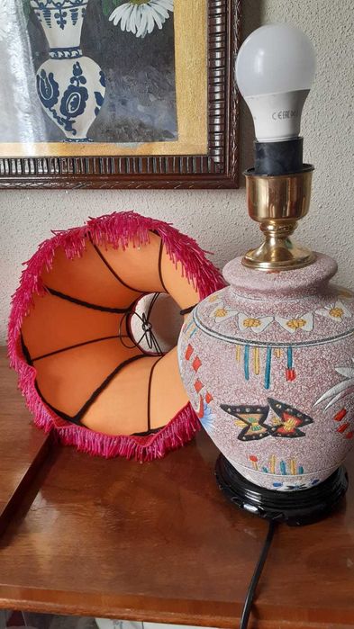 Lampa vintage in stil boho cu abajur roz