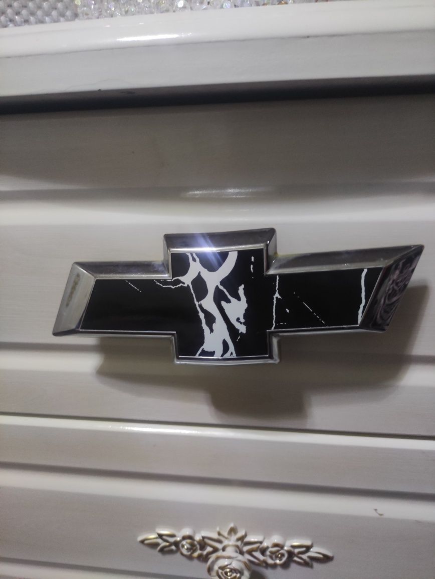 Chevrolet spark emblema