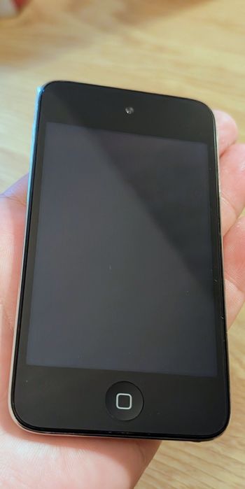 iPod Apple prima generație +Dock original 8 și 32 gb