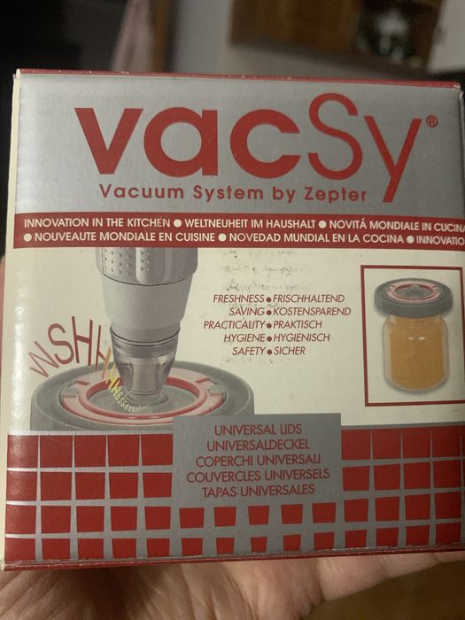 Продам Vacsy от Цептер. В комплекте баночка и большой контейнер. Новый