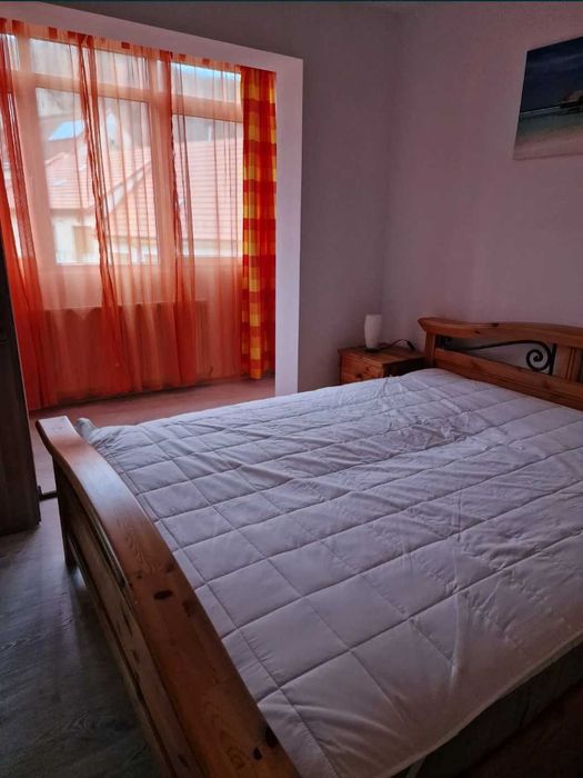 Chirie - Apartament 2 camere semidecomandat moroasa Resita