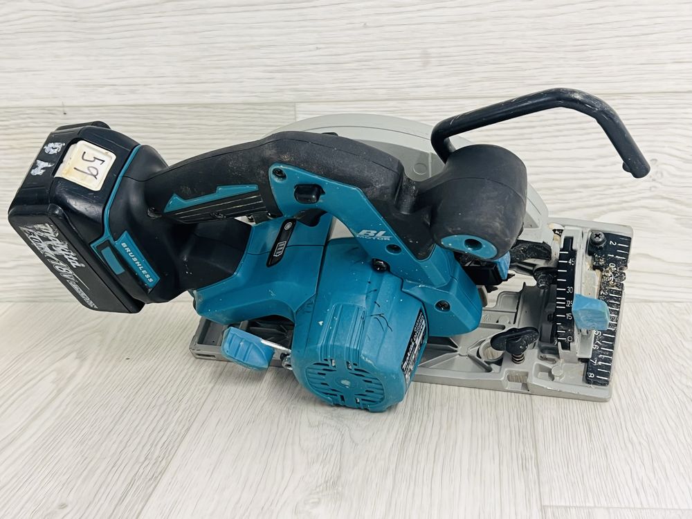 Makita DHS 680 circular