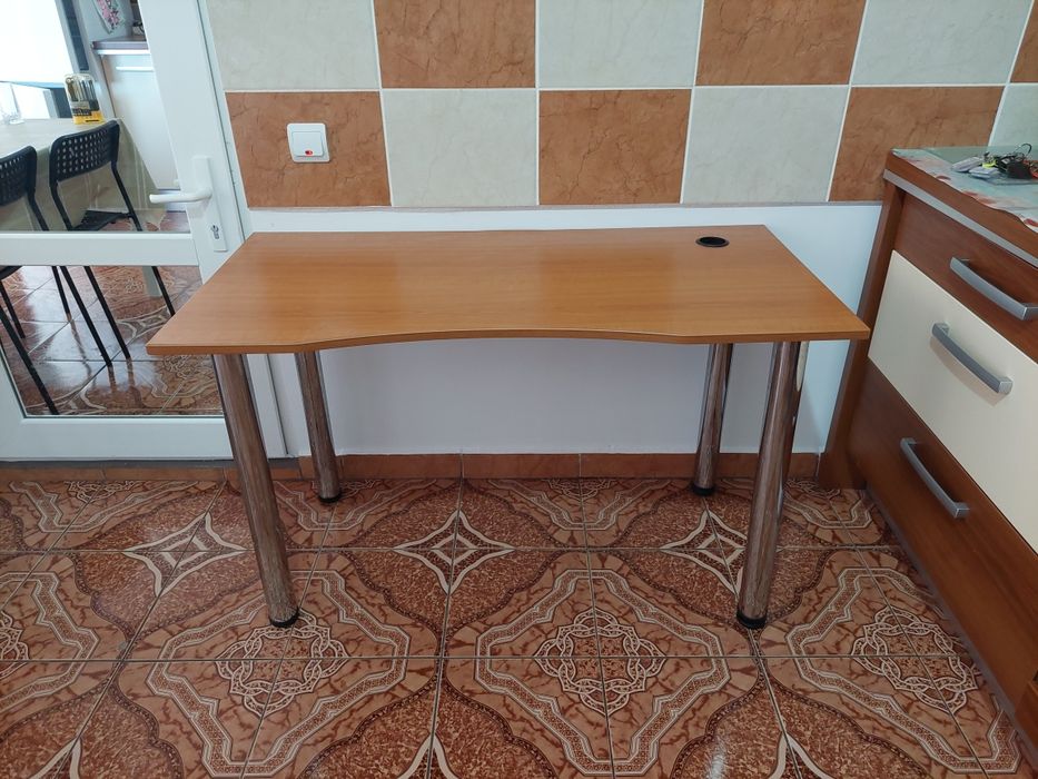 Comoda televizor, masa birou