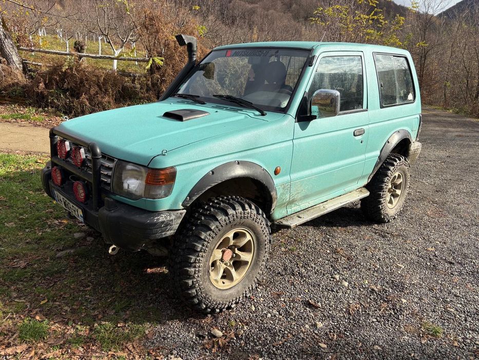 Mitsubishi pajero