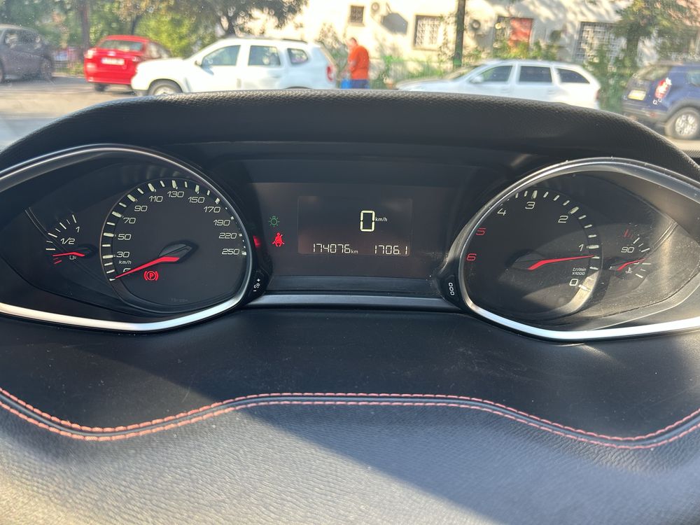 Peugeot 308 SW 2014