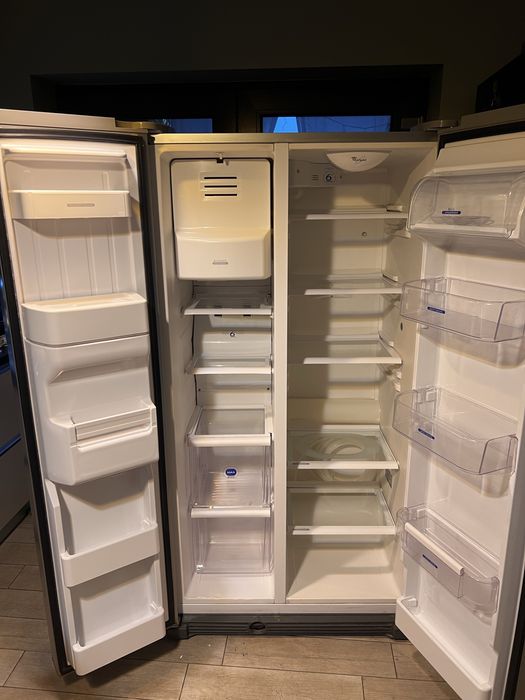 Black friday Vand frigider combina doubleside Wirlpool