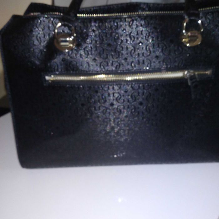 Дамска  чанта Guess