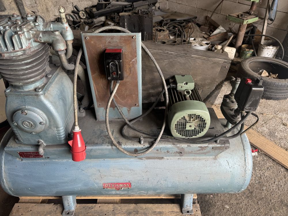 Compresor aer 3 kw 200 l