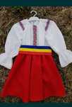 Rochiță tradițională pentru fete