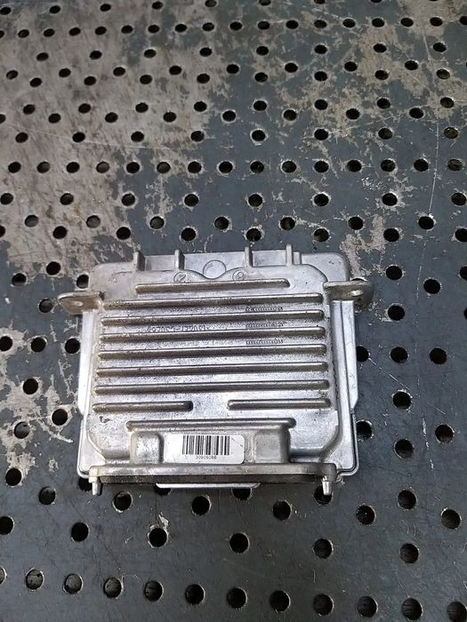Balast xenon stanga jeep grand cherokee 4 wk wk2 89089352
