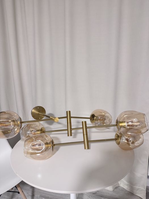 Продадим люстру