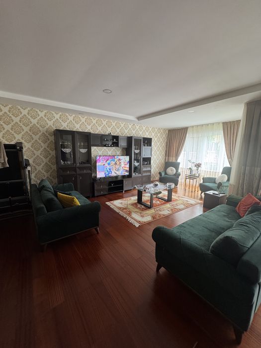 Vila Spatioasa 4 camere Cosmopolis