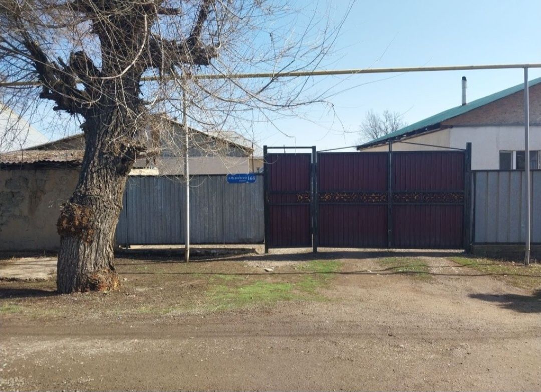 Продам дом с участком