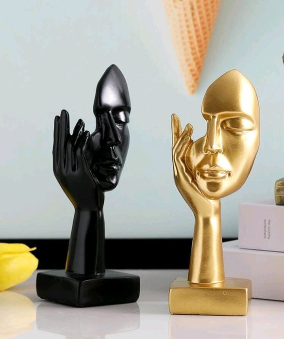 Статуетка абстракт лице златна