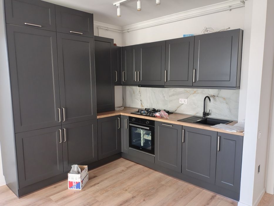 Firma de Montaj mobilier Brico ,Leroy , Dedeman