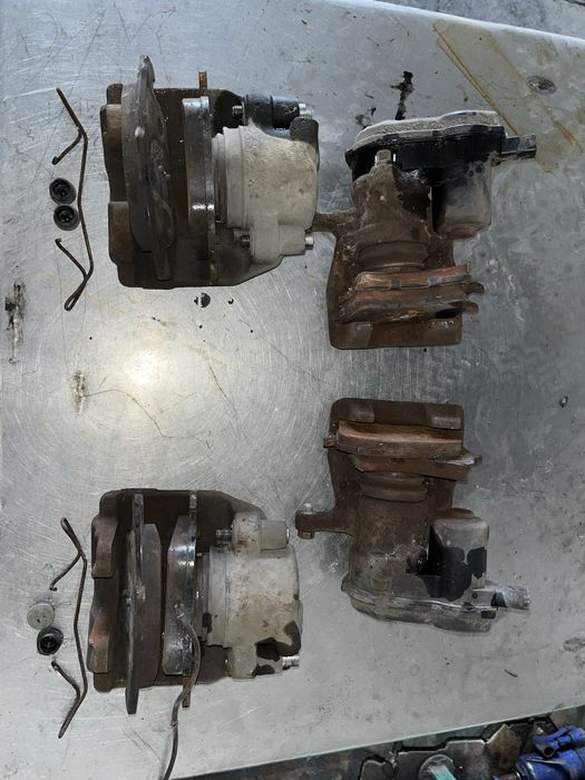 Etrier fata stanga-dreapta, spate stanga/dreapta Audi A4 B6/B7