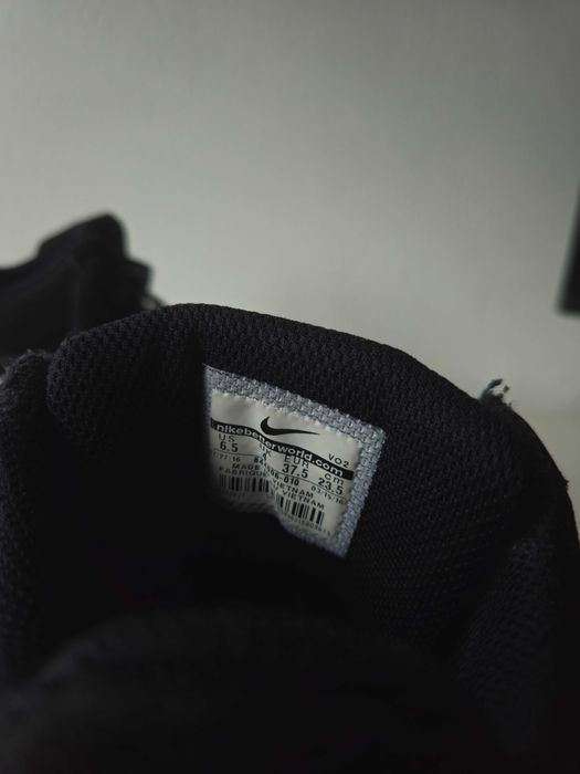 Nike обувки 37.5 номер.