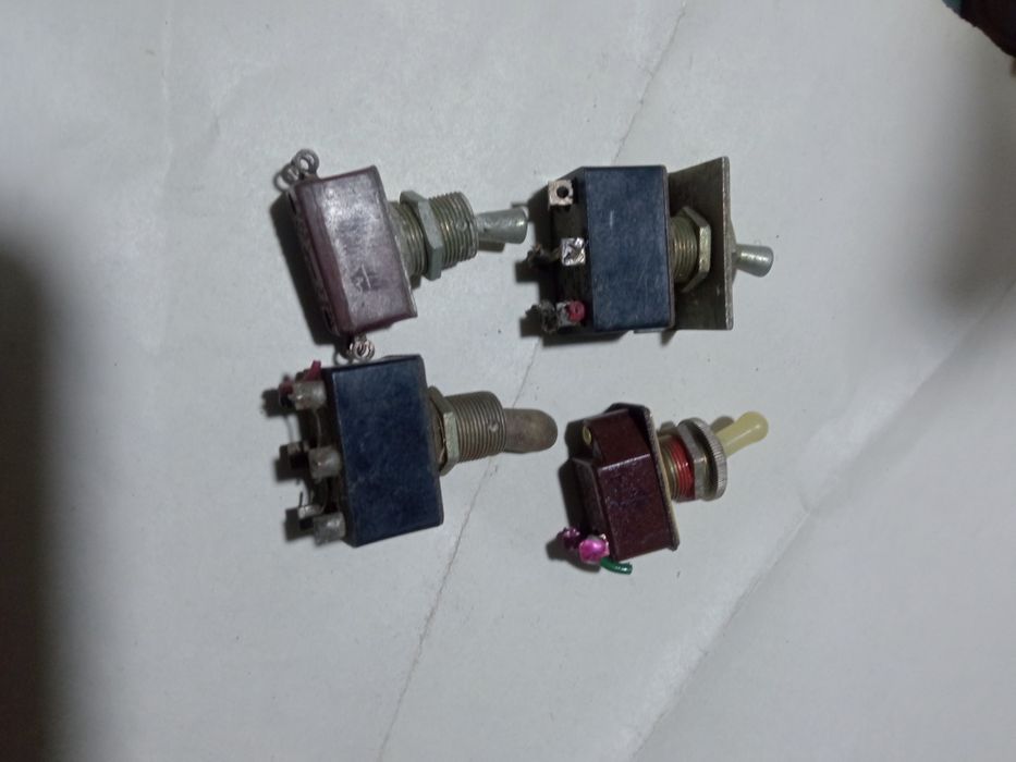 Радиодетали.  .  .