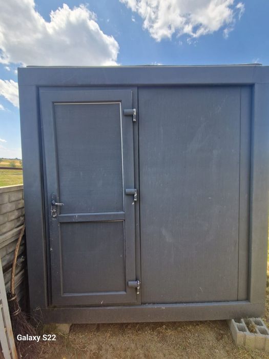 Container de vanzare