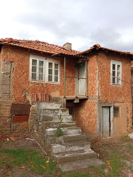 С.Кошарево на 50км.от София,обл.Брезник.Природа.