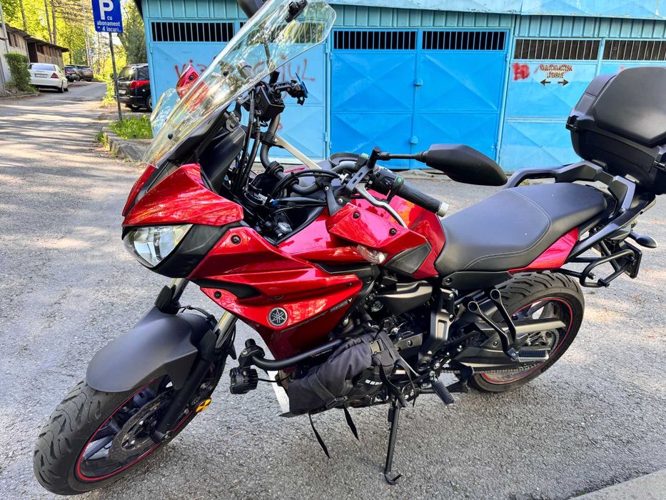 Yamaha MT-07 Tracer 2016 cu accesorii gata de touring