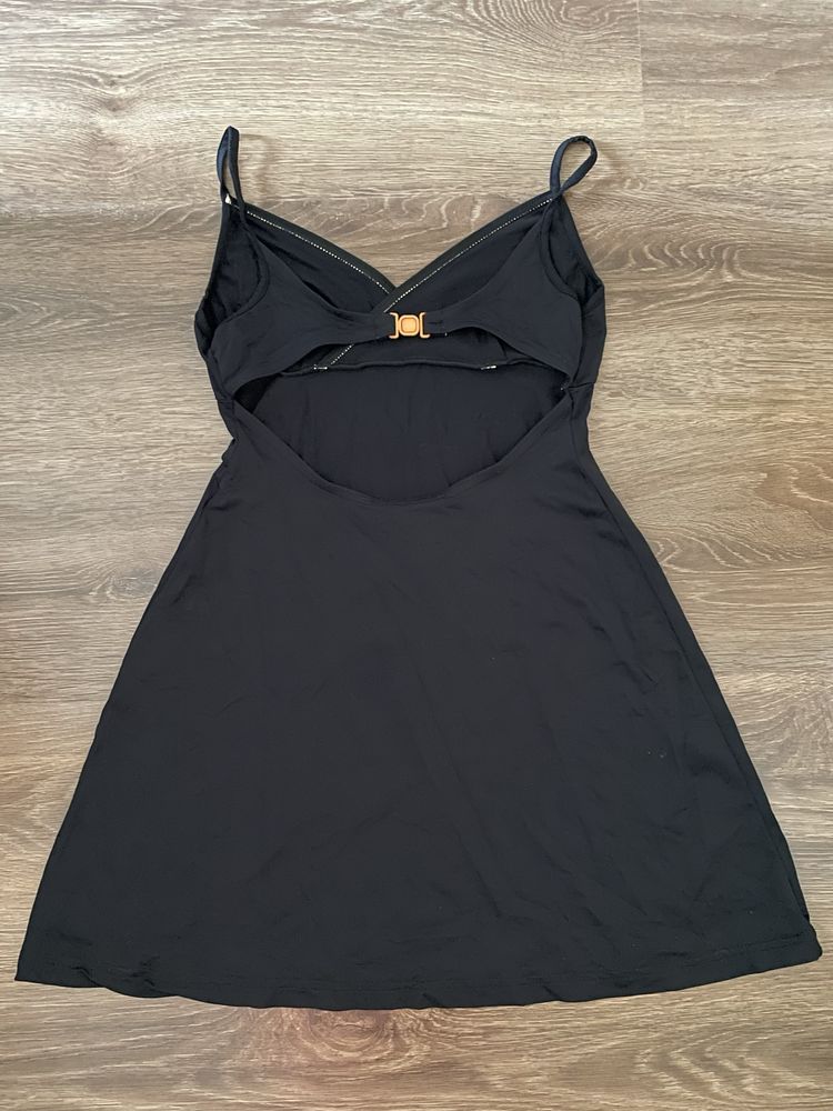 Черна къса трикотажна рокличка XS