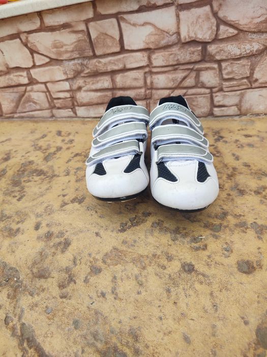 Шосейни и планински шпайкове за колоездене