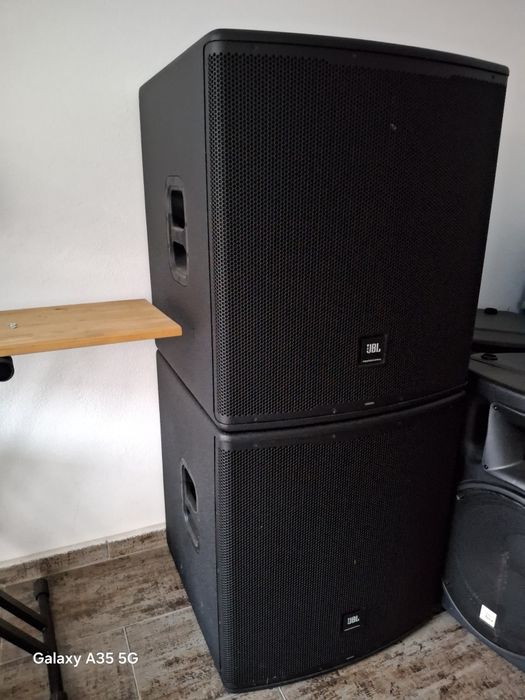 Vand 2 basi JBL EON 718s super oferta