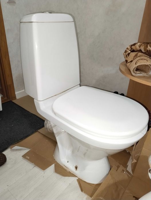 Унитаз сатылады.