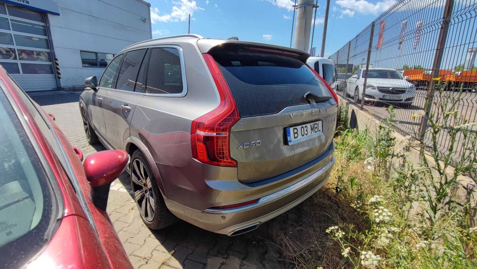 VOLVO XC90 HIBRID (diesel + electric)
