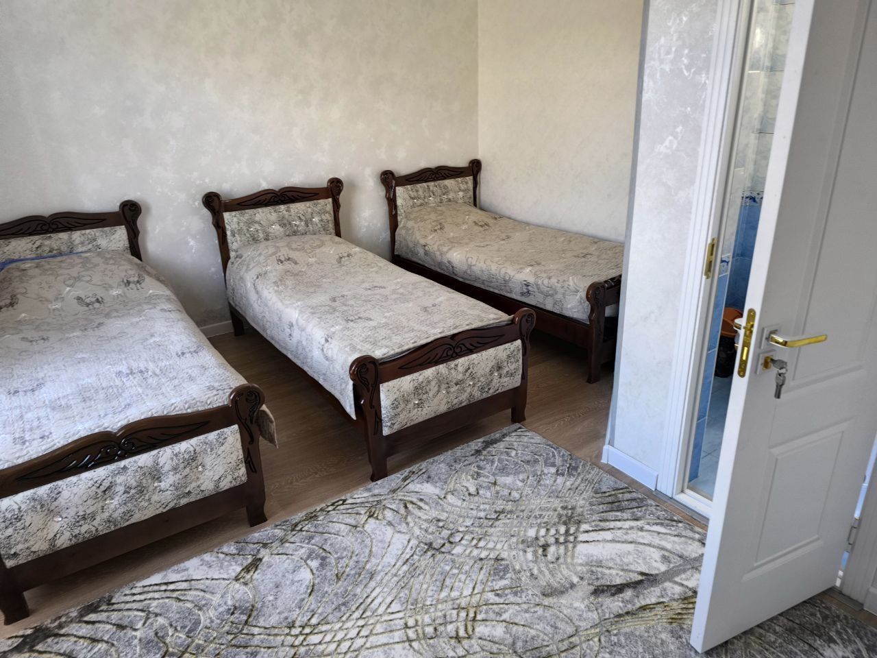 Аренда дача для семьи в Чорваке (зима-лето)