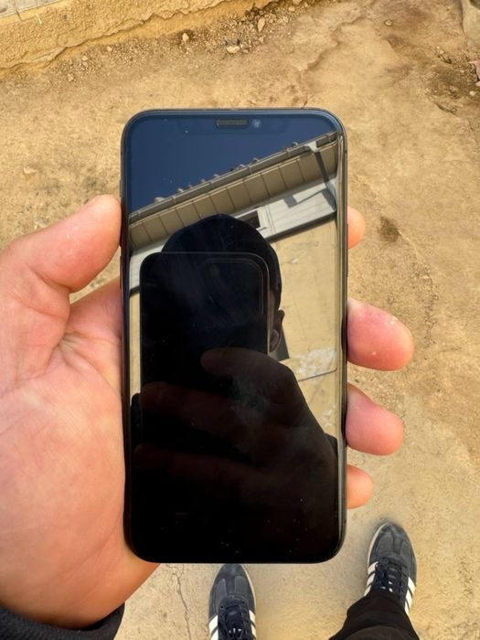 Iphone 11 pro srochniga