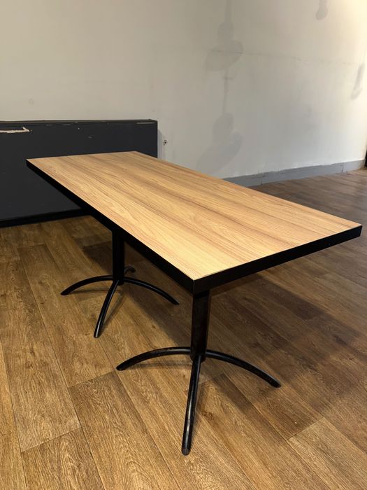 Маси, столове и пейки