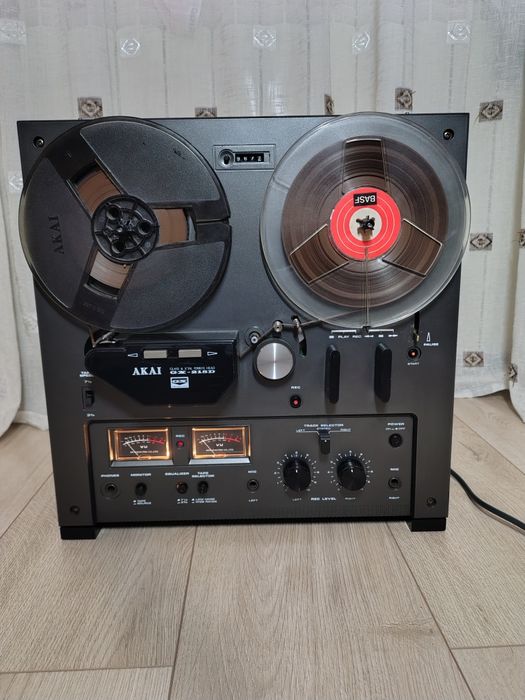 Magnetofon Akai GX 215D