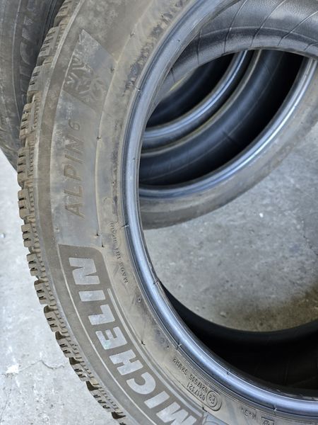 215/55/17 MICHELIN 4бр