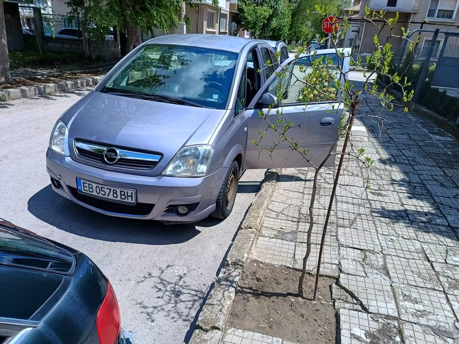 Опел Мерива фейслифт 1.6 б/г