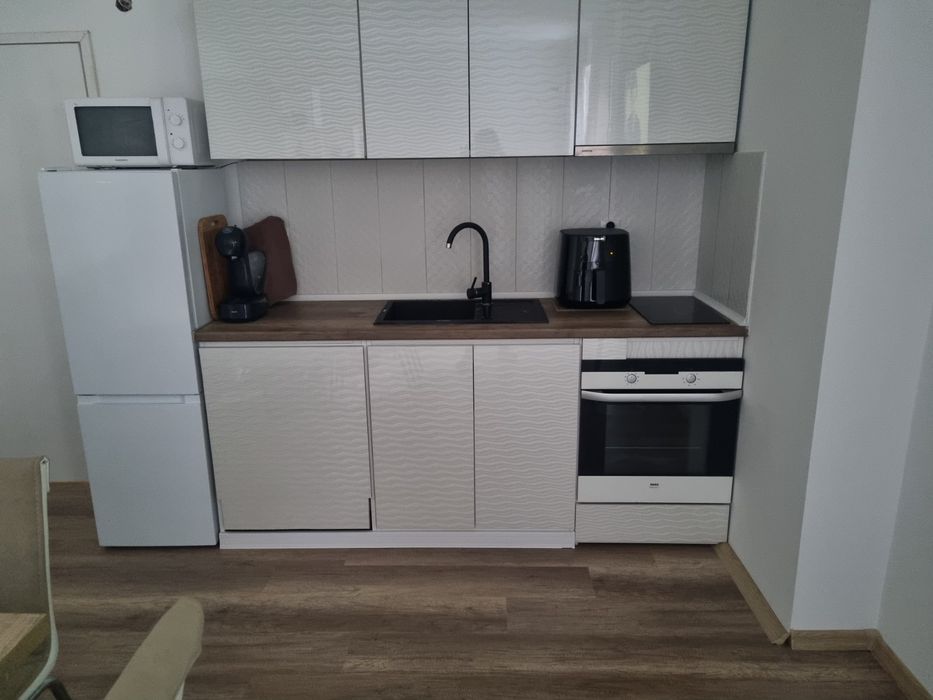 Дава се под наем Двустаен апартамент в Пловдив, Център - 68 кв.м за 469.2 € - Снимка #3