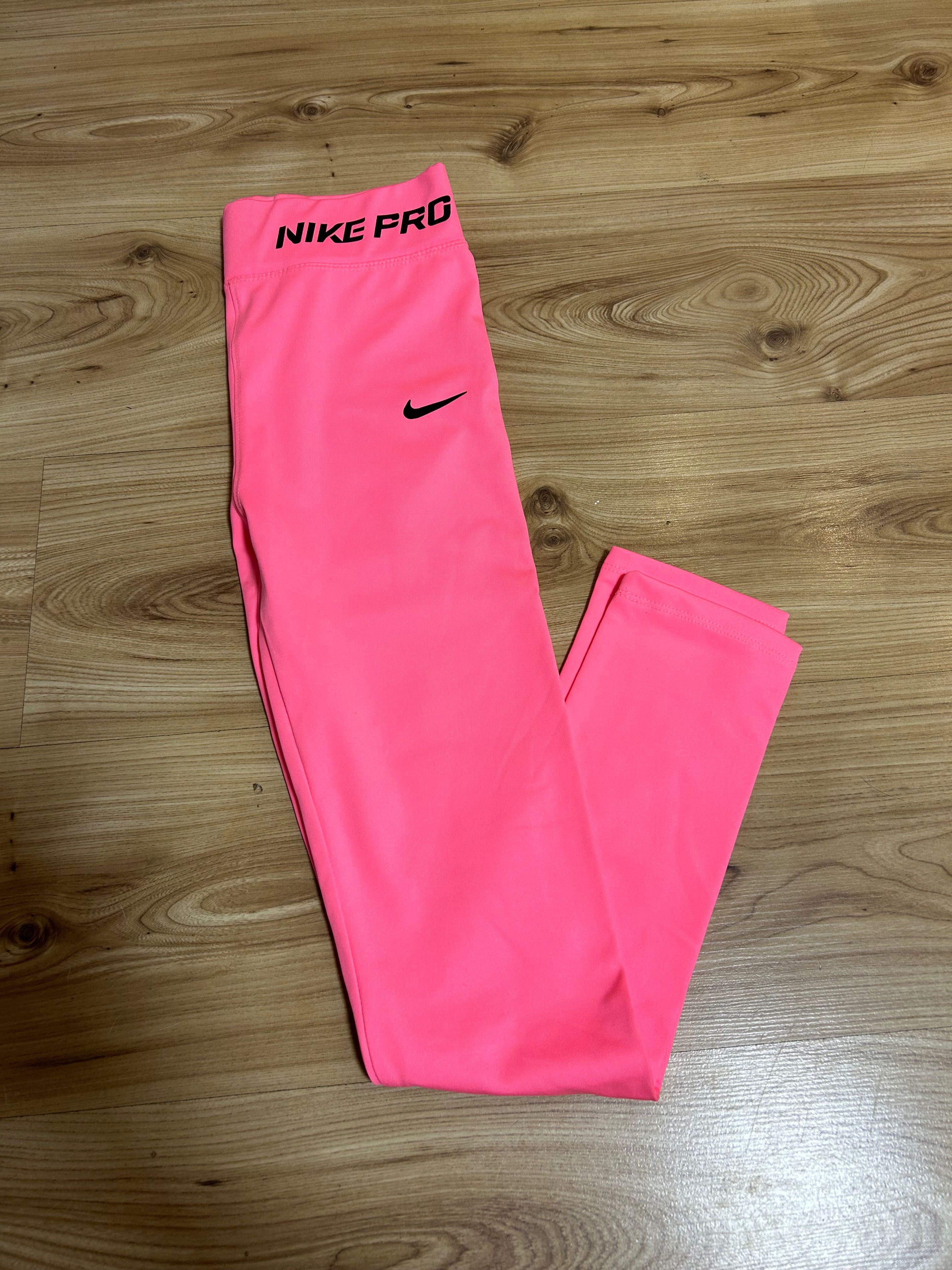 Дамски клинове Nike Pro