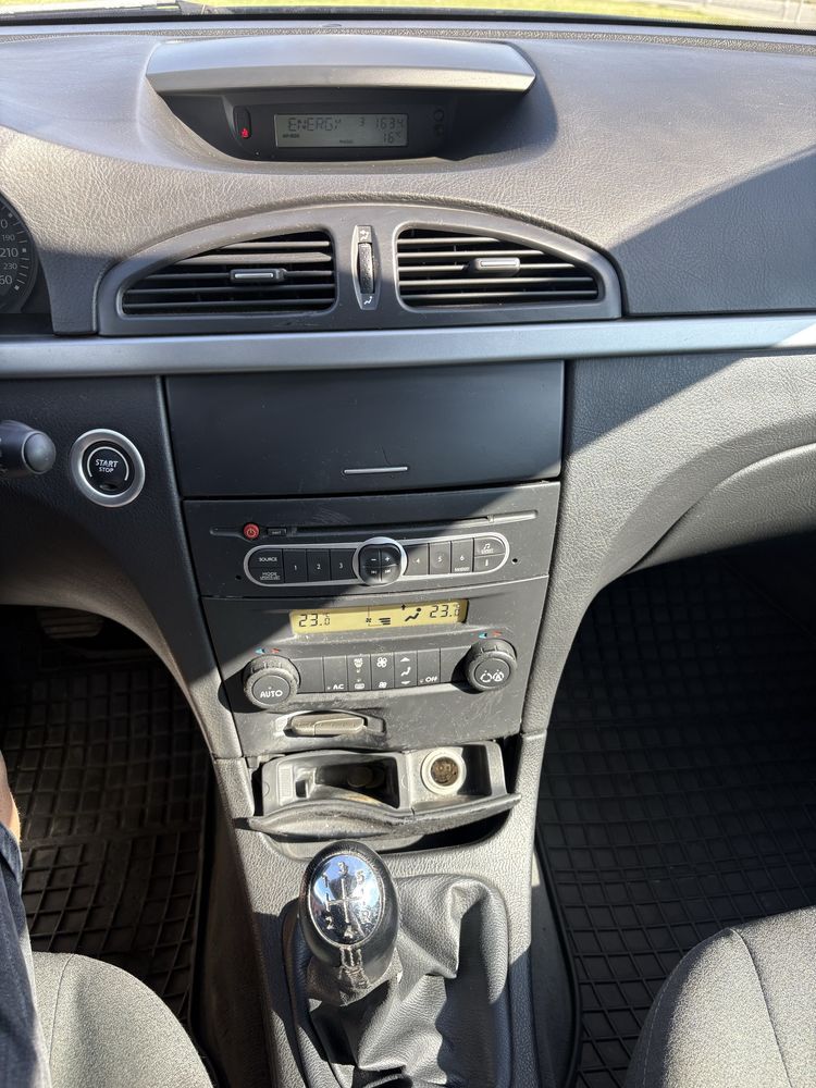 Renault laguna 2.0 бензин газ