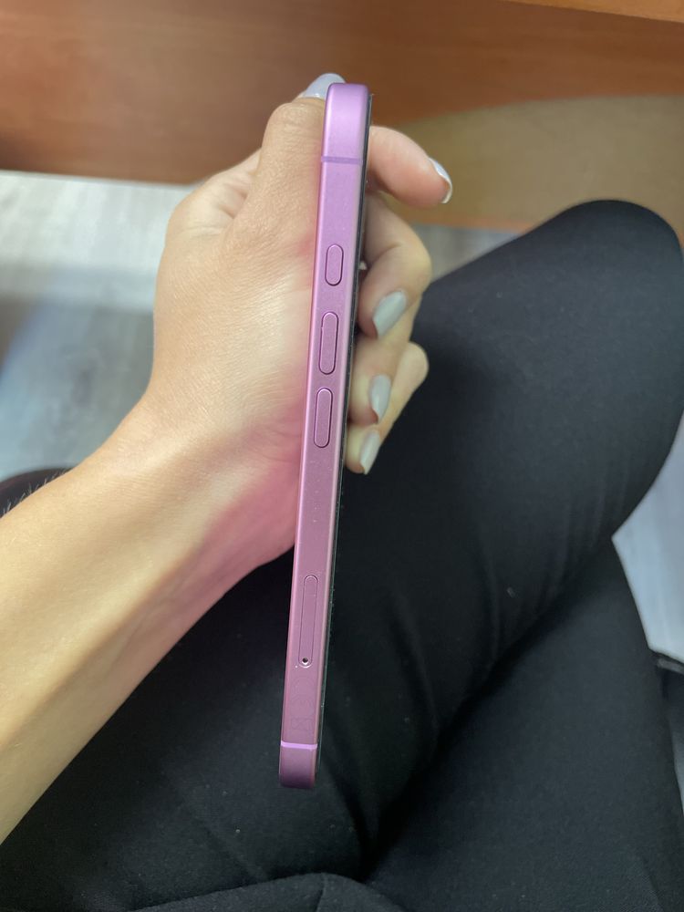 Iphone 16 гаранция pink 128GB розов