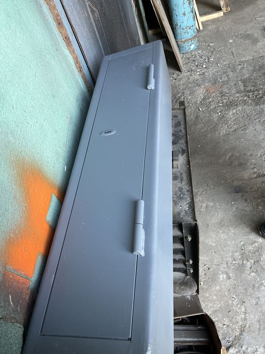 Сейф металлический